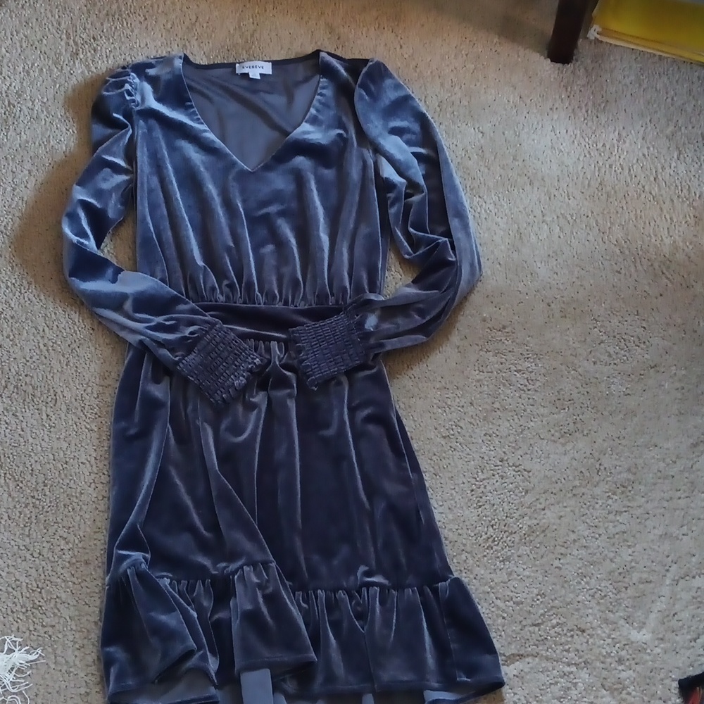 EVEREVE Blue Gray 'Fiona' Velvet Ruffle Long Sleeve Mini Dress size XS